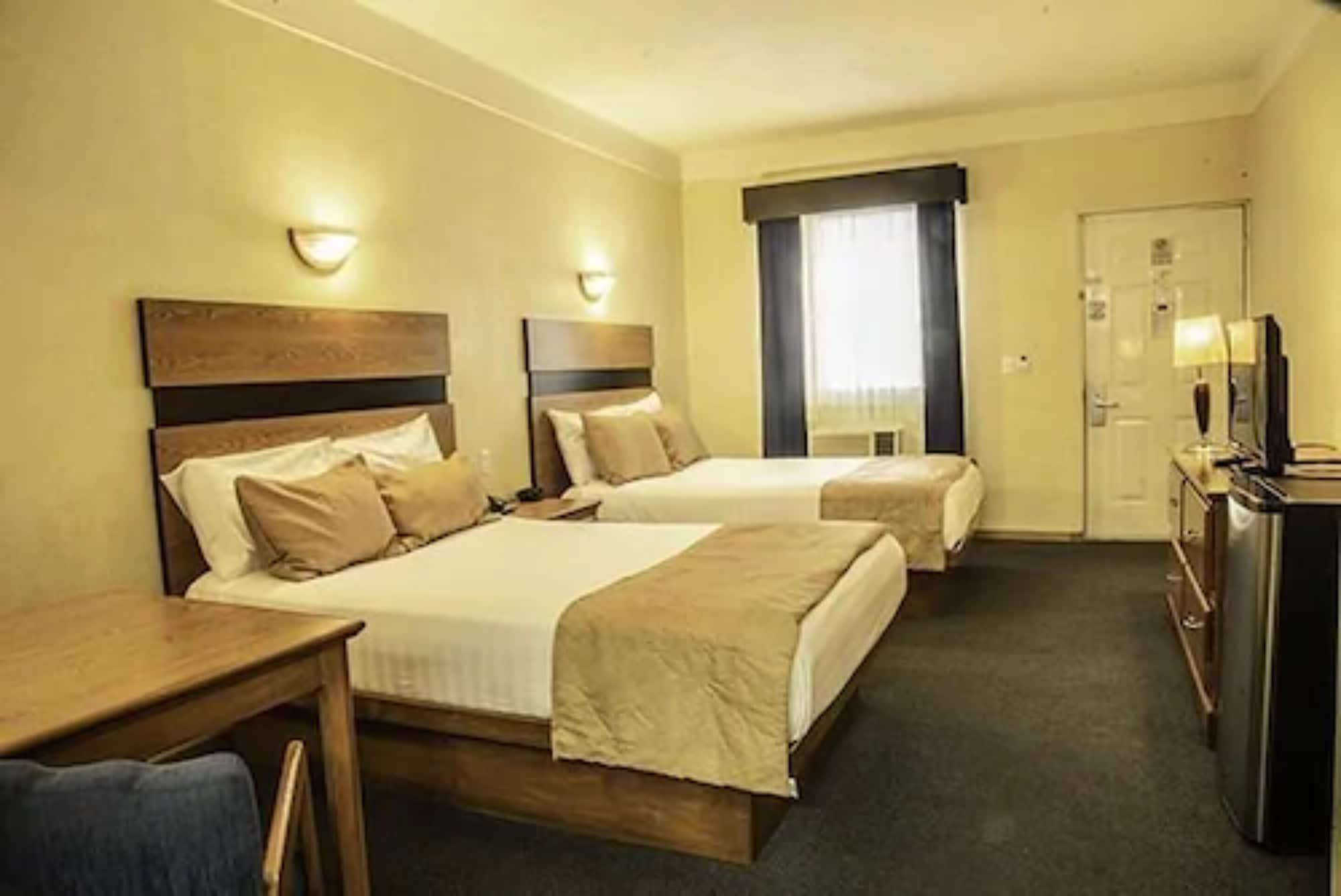 American Inn Hotel & Suites Parral 外观 照片