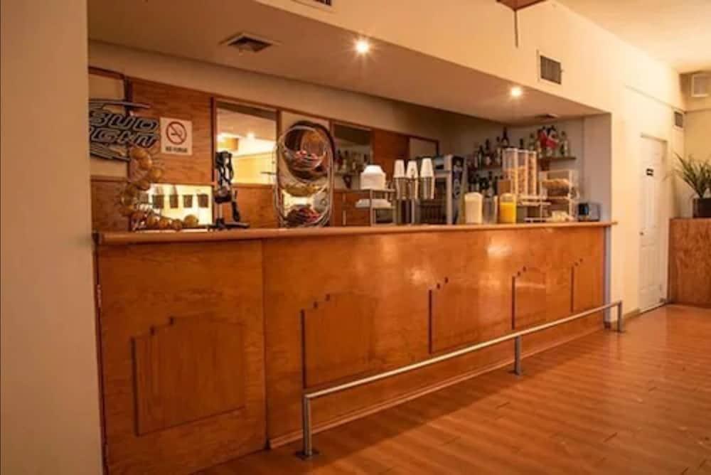 American Inn Hotel & Suites Parral 外观 照片