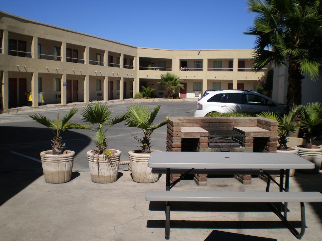 American Inn Hotel & Suites Parral 外观 照片